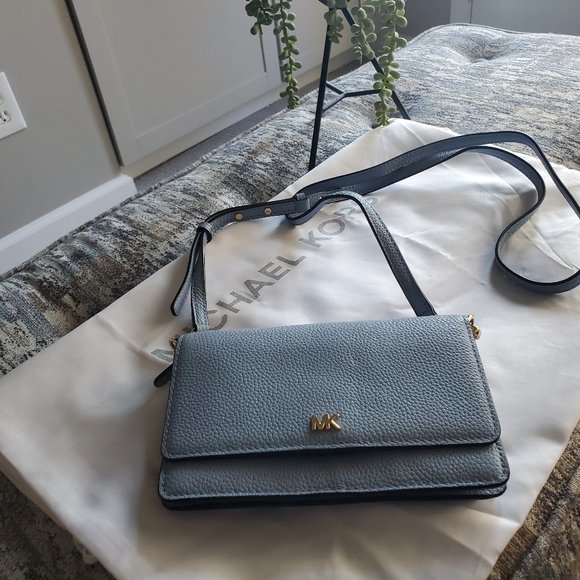 Michael Kors Pebbled Leather Crossbody Bag - Picture 1 of 4